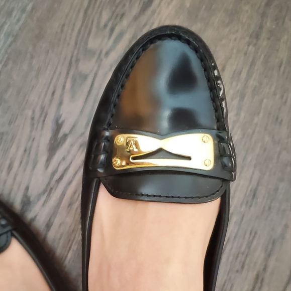 Louis Vuitton Loafers - Picture 3 of 11
